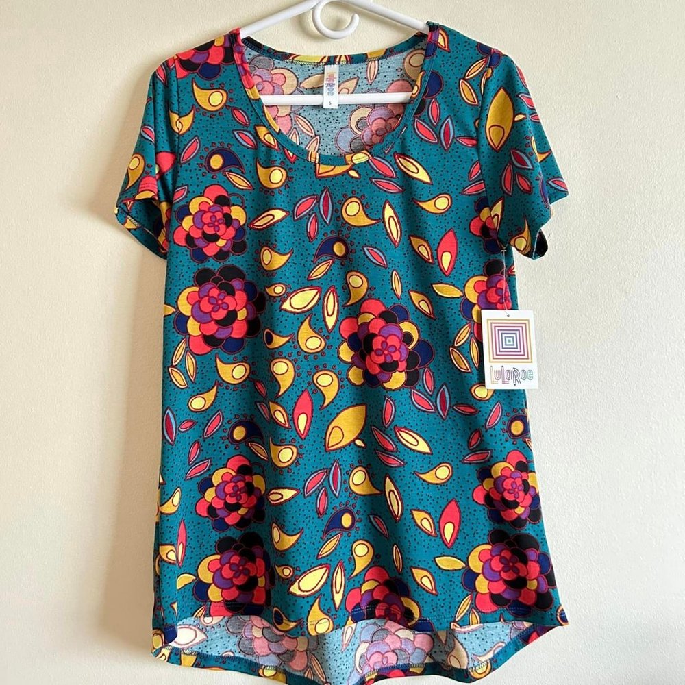 Size Small NWT LuLaRoe Teal Color Floral Pull Over Top